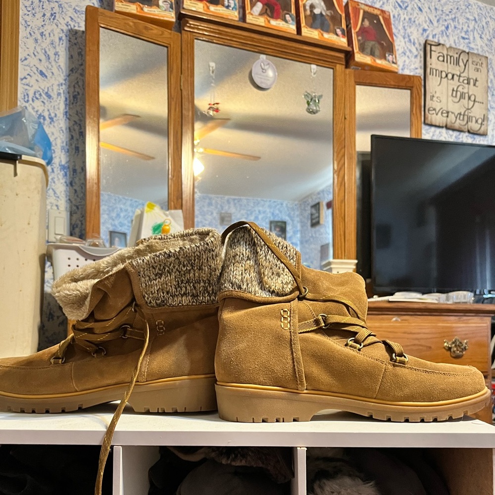 Tan lace boots. Good condition only wore a couple times.